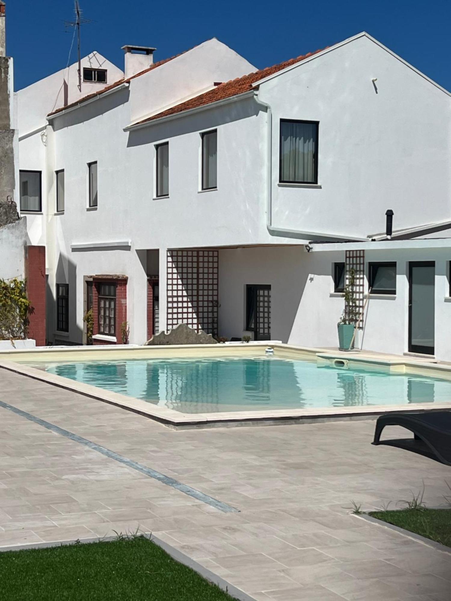 ホテル 145 Townhouse Ílhavo エクステリア 写真